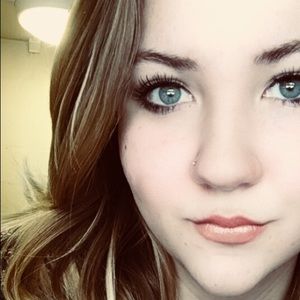 Meet your Posher, Sabrina